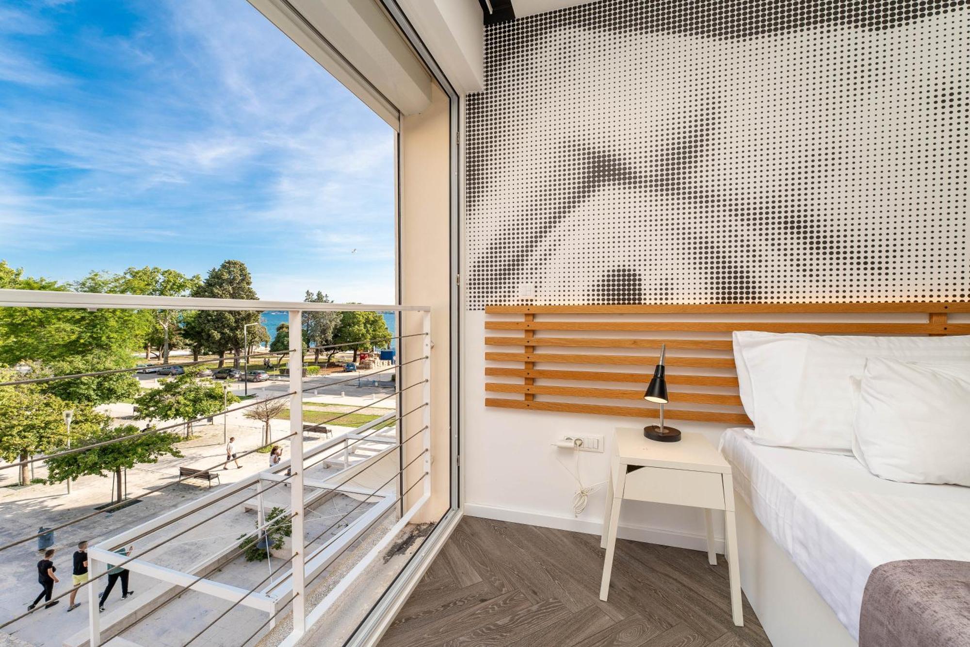 Dioniz Luxury Apartment *