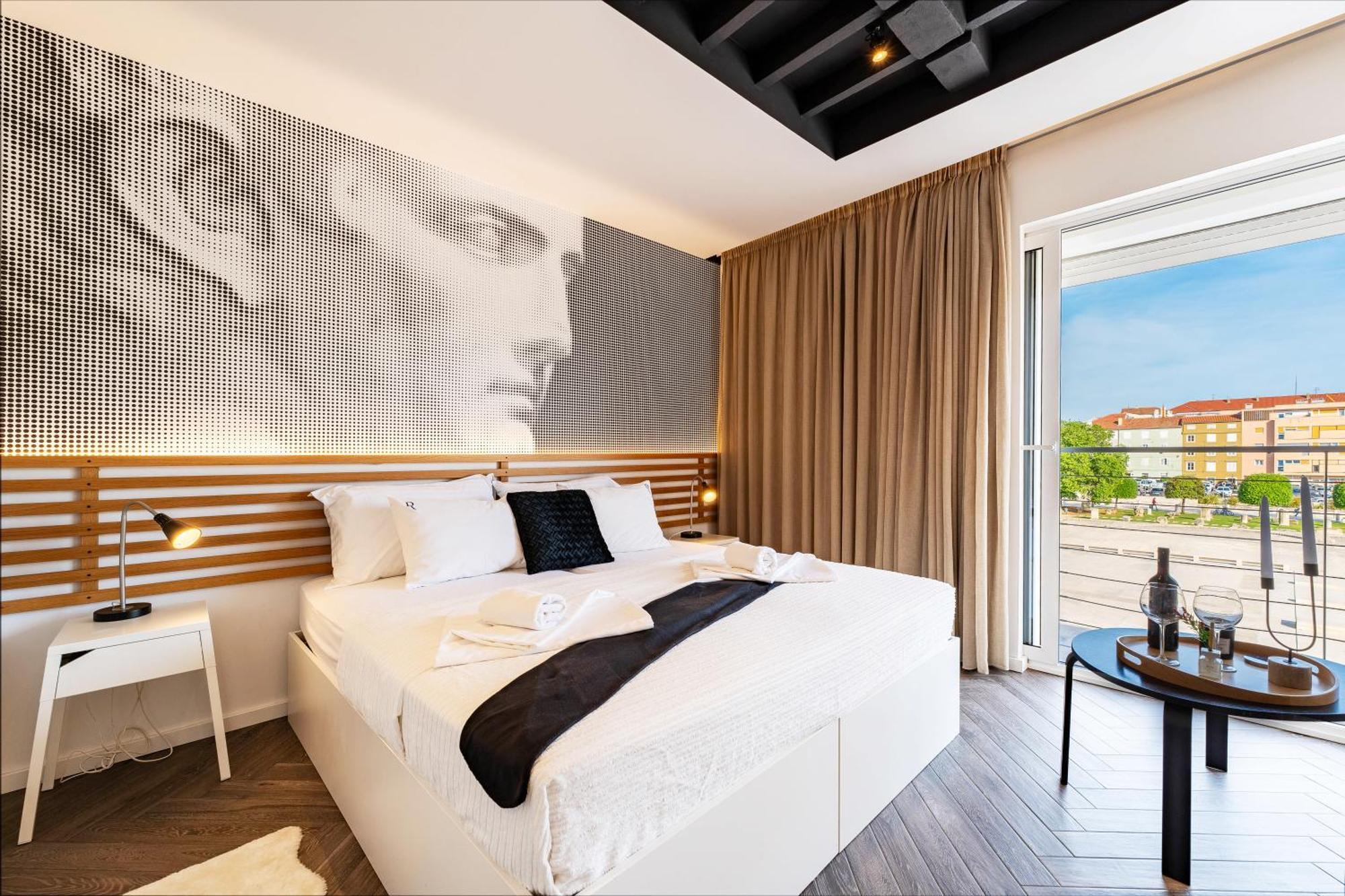Dioniz Luxury